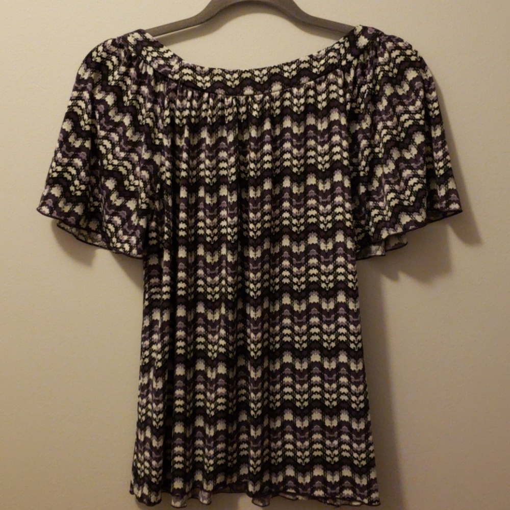 Shirt - Picture 2 of 3